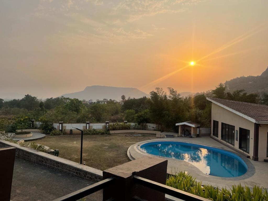 Villa At Lonavala - Saga Montana Exteriör bild